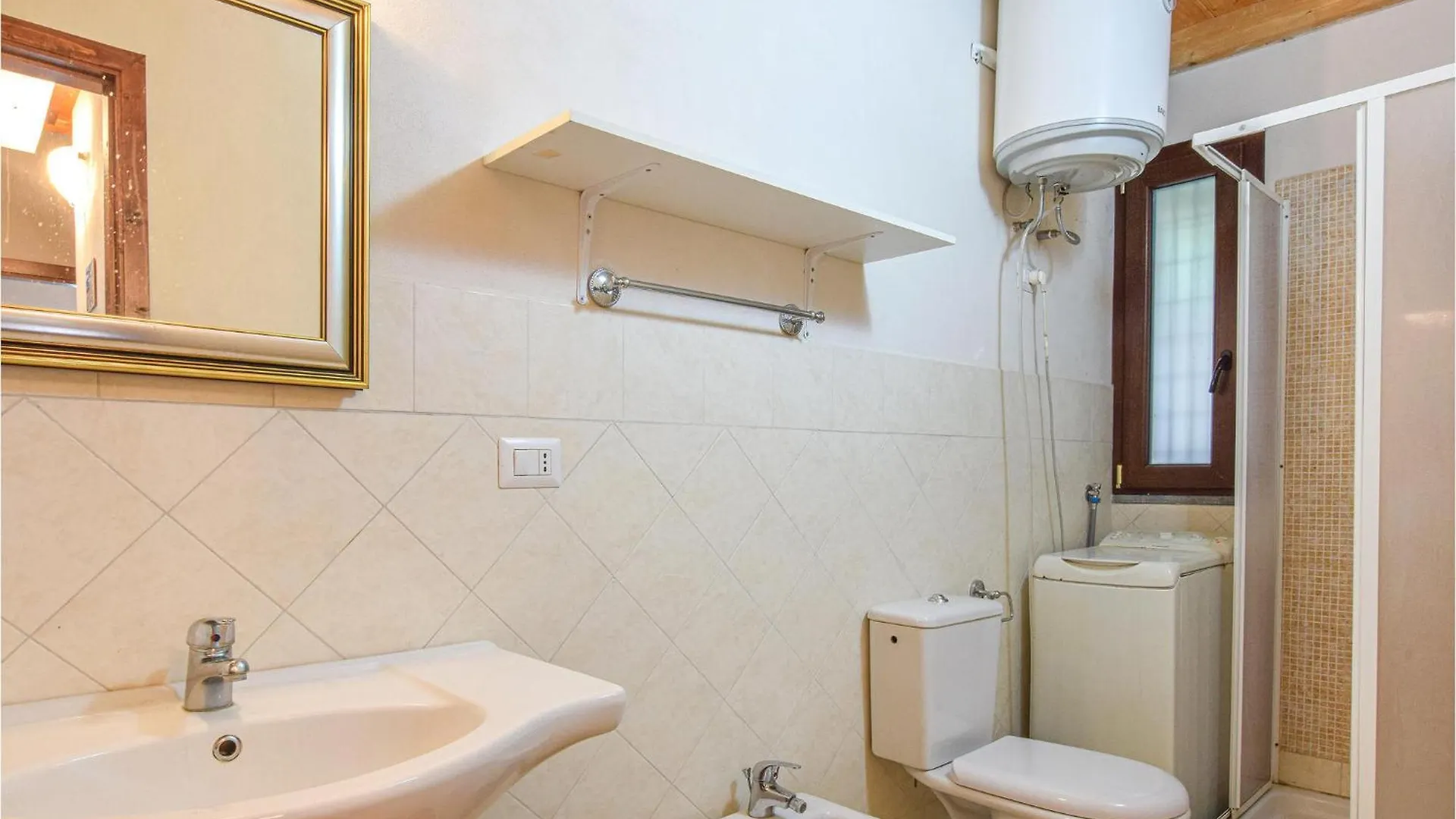 Amazing Home In Santa Teresa Di Riva With Kitchen Capomulini